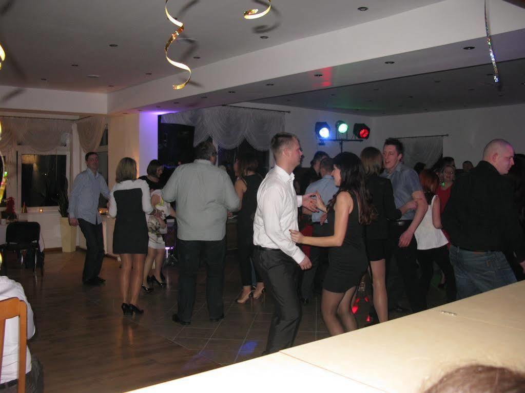 Hotel Milosz Restauracja, Basen Dla Dzieci, Sala Zabaw, Silownia 2*
