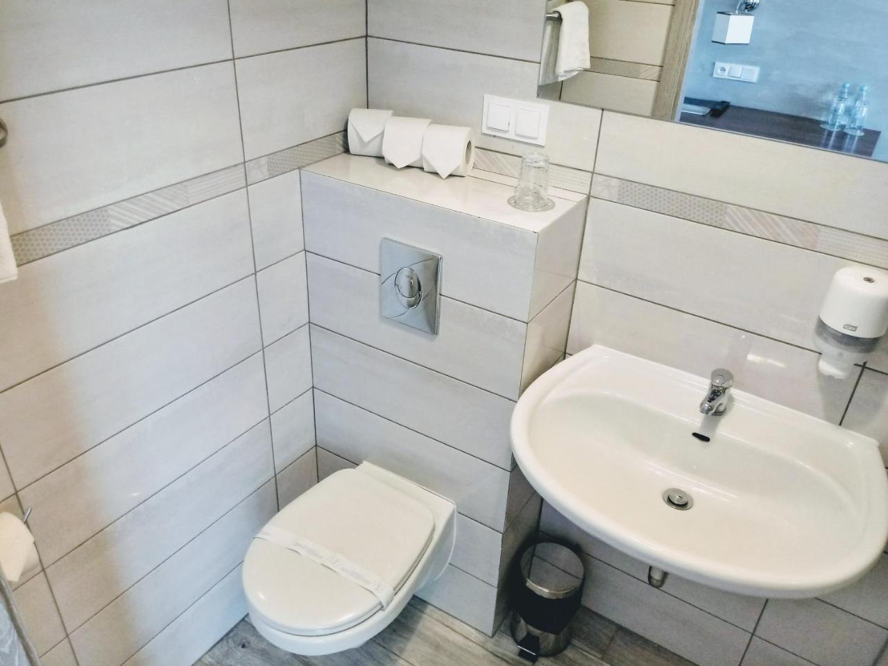 Milosz Restauracja, Basen Dla Dzieci, Sala Zabaw, Silownia