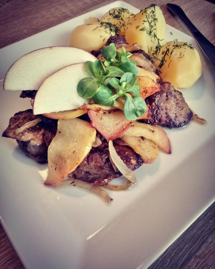 Hotel Milosz Restauracja, Basen Dla Dzieci, Sala Zabaw, Silownia Karthaus